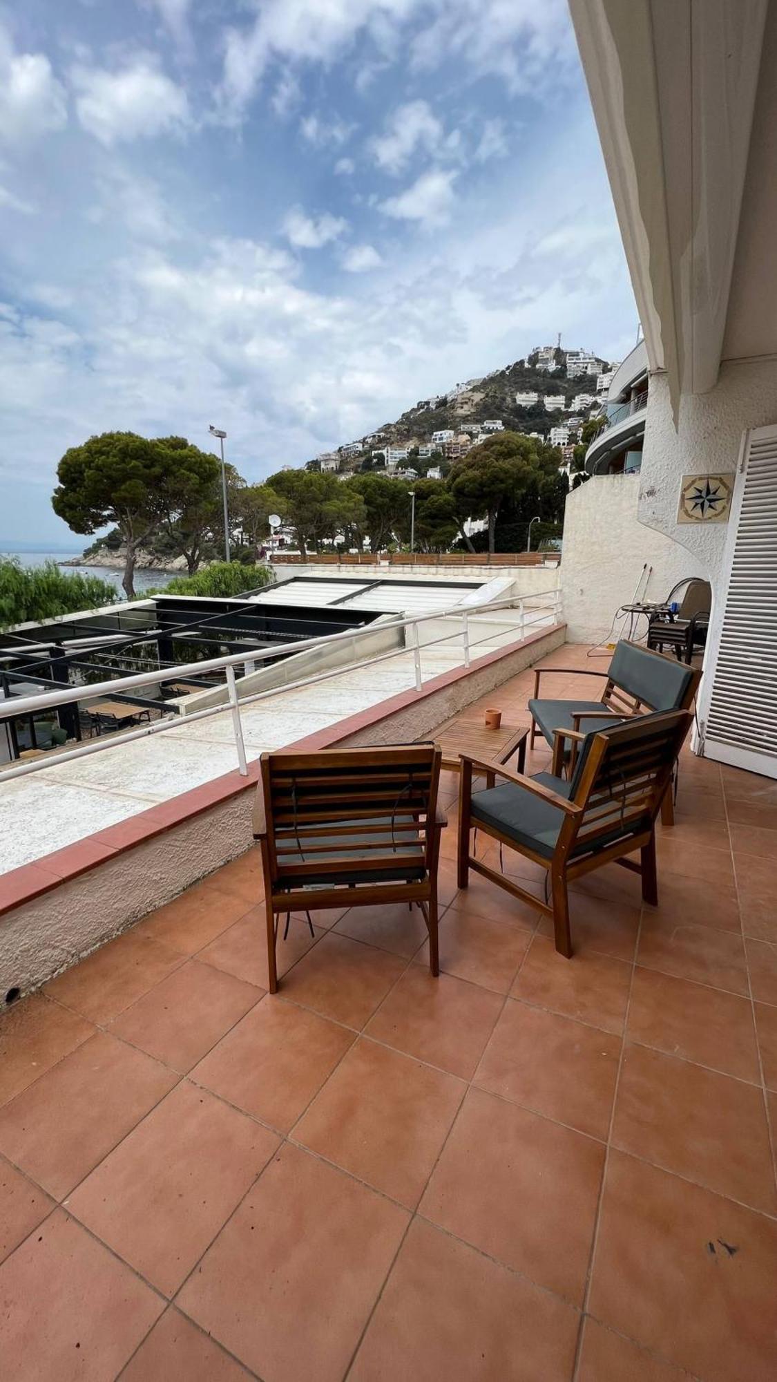 Precioso Apartamento Moderno En Primera Linea Del Mar Av-11 Roses Eksteriør bilde