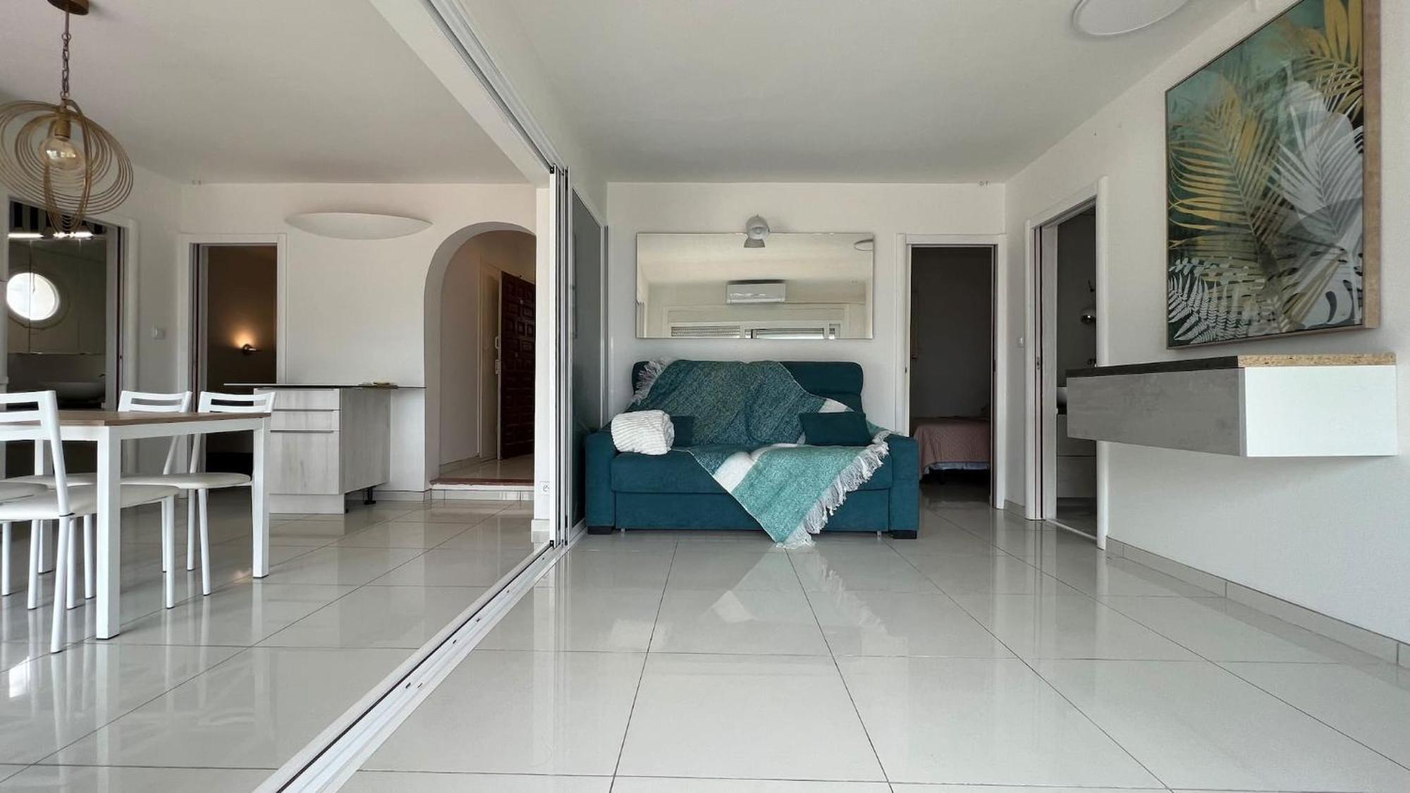Precioso Apartamento Moderno En Primera Linea Del Mar Av-11 Roses Eksteriør bilde
