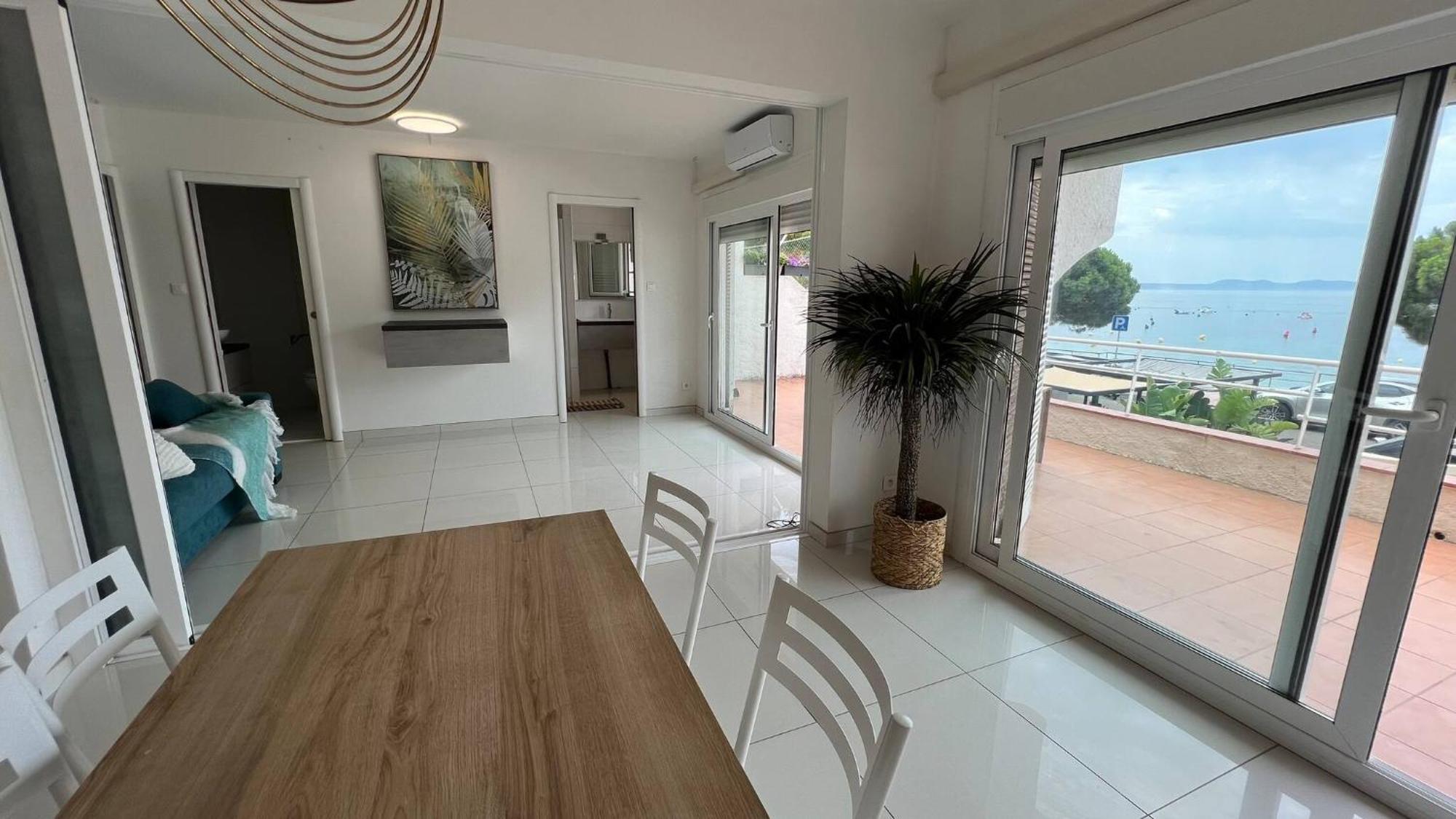 Precioso Apartamento Moderno En Primera Linea Del Mar Av-11 Roses Eksteriør bilde